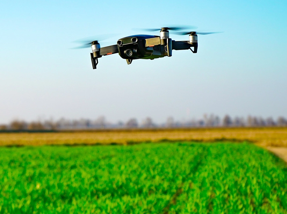 Especialistas en tratamientos fitosanitarios y fertilizantes con drones